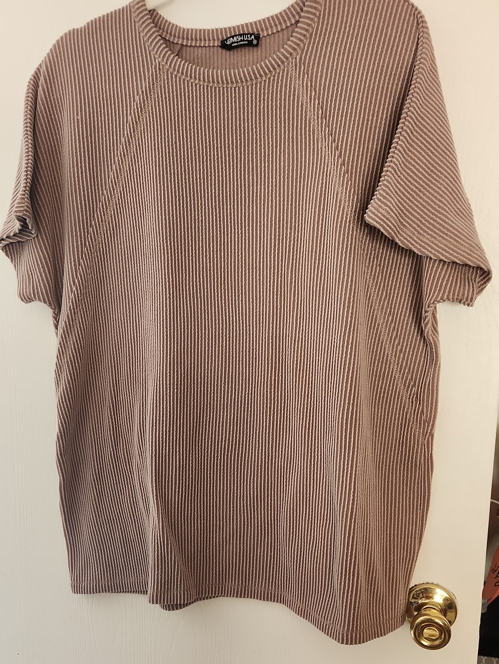 HEIMISH USA Ribbed Short Sleeve Top in Dusty Mauve